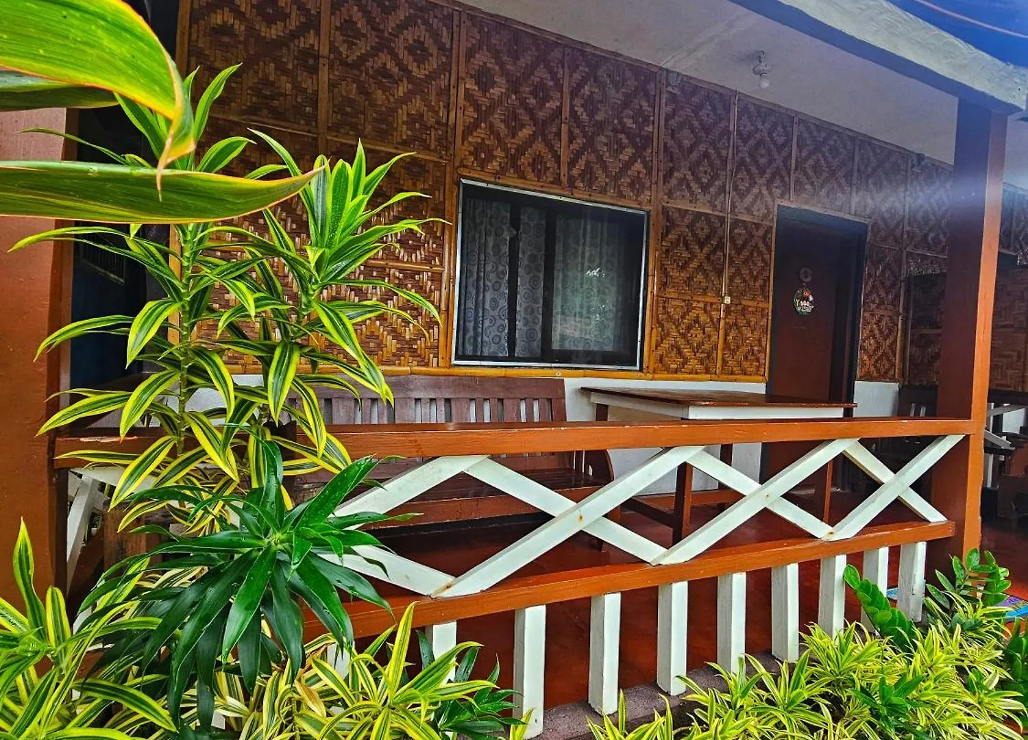 Guest house Bohol Sea Breeze Cottages And Resort Tawala