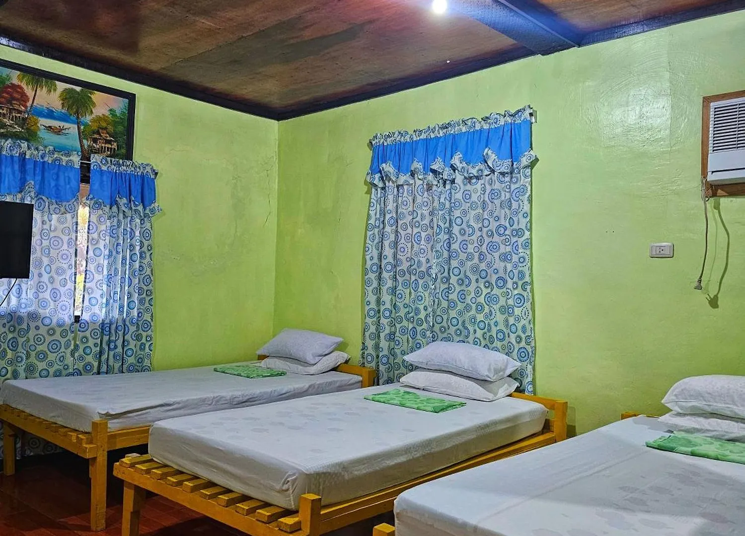 Guest house Bohol Sea Breeze Cottages And Resort Tawala