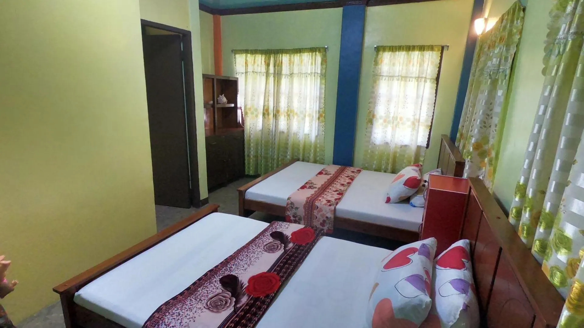 Guest house Bohol Sea Breeze Cottages And Resort Tawala