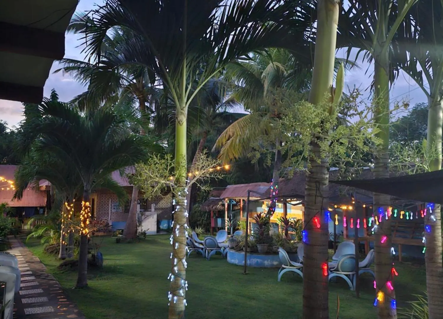 Guest house Bohol Sea Breeze Cottages And Resort Tawala
